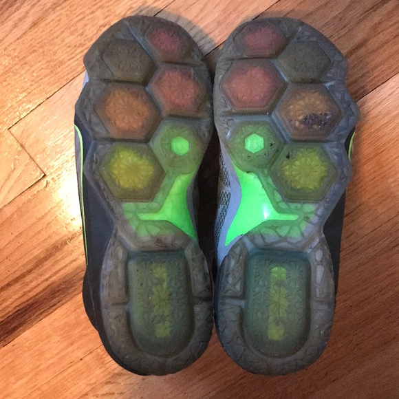 Nike Lebron 12 Dunk Force - Picture 4 of 4